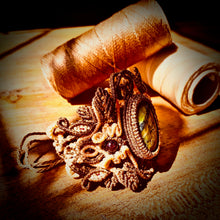 Load image into Gallery viewer, Green tourmaline bracelet (unique design)