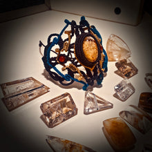 Load image into Gallery viewer, Garden quartz or Lodolite bracelet (unique design)