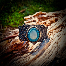 Load image into Gallery viewer, White labradorite or moonstone bracelet