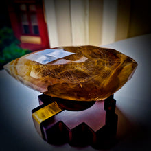 Load image into Gallery viewer, Rutilated quartz