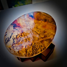 Load image into Gallery viewer, Hematoid quartz with dendrite