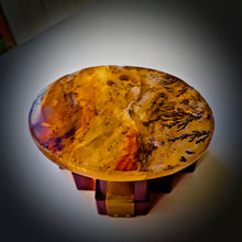 Load image into Gallery viewer, Hematoid quartz with dendrite