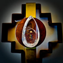 Load image into Gallery viewer, Negative quartz (quartz with another quartz inclusion)