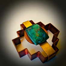 Load image into Gallery viewer, Chrysocolla (Peruvian turquoise)