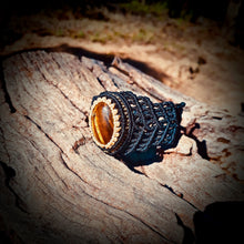Load image into Gallery viewer, Tiger eye bracelet