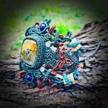 Load image into Gallery viewer, Rutilated quartz bracelet (unique design)