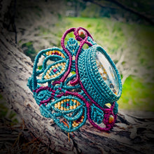 Load image into Gallery viewer, Hematoid quartz with dendrite (unique design)