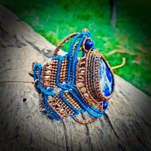 Load image into Gallery viewer, Lapis lazuli bracelet (unique design)