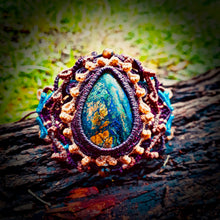 Load image into Gallery viewer, Azurite with malachite bracelet (unique design)