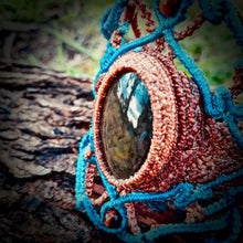 Load image into Gallery viewer, Manto Huichol obsidian bracelet (unique design)