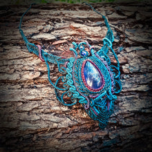 Load image into Gallery viewer, Amethyst necklace (unique design)