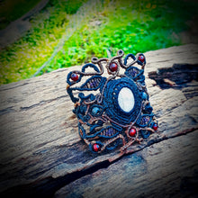 Load image into Gallery viewer, White labradorite or moonstone bracelet (unique design)