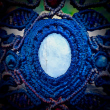 Load image into Gallery viewer, White labradorite or moonstone bracelet (unique design)