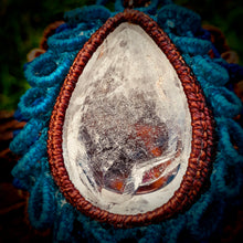 Load image into Gallery viewer, Negative quartz bracelet (unique design)