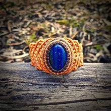 Load image into Gallery viewer, Lapis lazuli bracelet