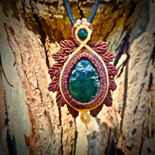 Load image into Gallery viewer, Moss agate pendant