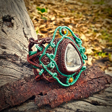 Load image into Gallery viewer, Negative quartz bracelet (unique design)