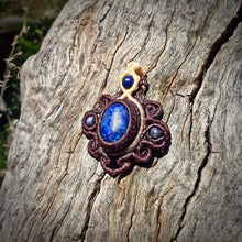 Load image into Gallery viewer, Lapis lazuli pendant