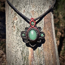 Load image into Gallery viewer, Green quartz pendant