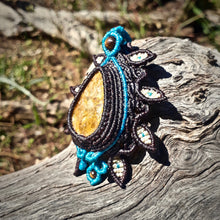 Load image into Gallery viewer, Hematoid quartz with dendrite pendant