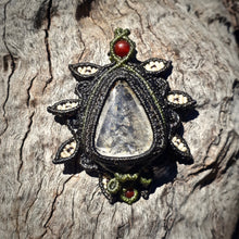 Load image into Gallery viewer, Hematoid quartz with dendrite pendant