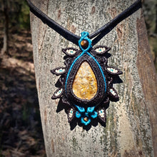 Load image into Gallery viewer, Hematoid quartz with dendrite pendant