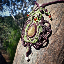 Load image into Gallery viewer, Rutilated quartz necklace (unique design)