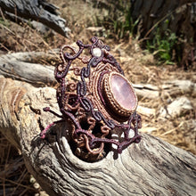 Load image into Gallery viewer, Translucent rose quartz bracelet (unique design)