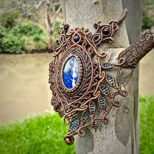 Load image into Gallery viewer, Lapis lazuli necklace (unique design)