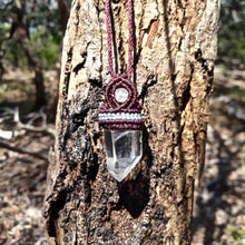 Load image into Gallery viewer, Crystal quartz necklace