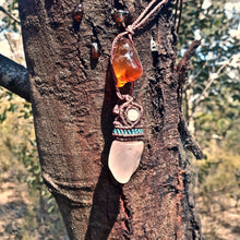 Load image into Gallery viewer, Translucent rose quartz necklace