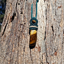 Load image into Gallery viewer, Tiger's eye necklace