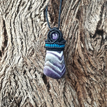 Load image into Gallery viewer, Chevron amethyst necklace