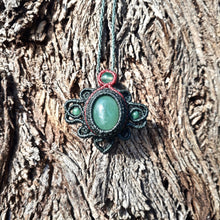 Load image into Gallery viewer, Green quartz pendant