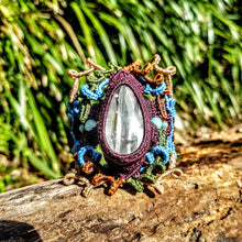 Load image into Gallery viewer, Negative quartz bracelet (unique design)