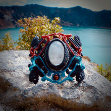 Load image into Gallery viewer, White labradorite or moonstone bracelet (unique design)