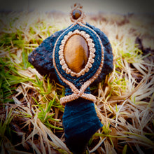 Load image into Gallery viewer, Tiger eye and obsidian pendant