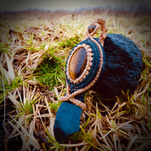 Load image into Gallery viewer, Tiger eye and obsidian pendant