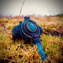 Load image into Gallery viewer, Aquamarine pendant (unique design)