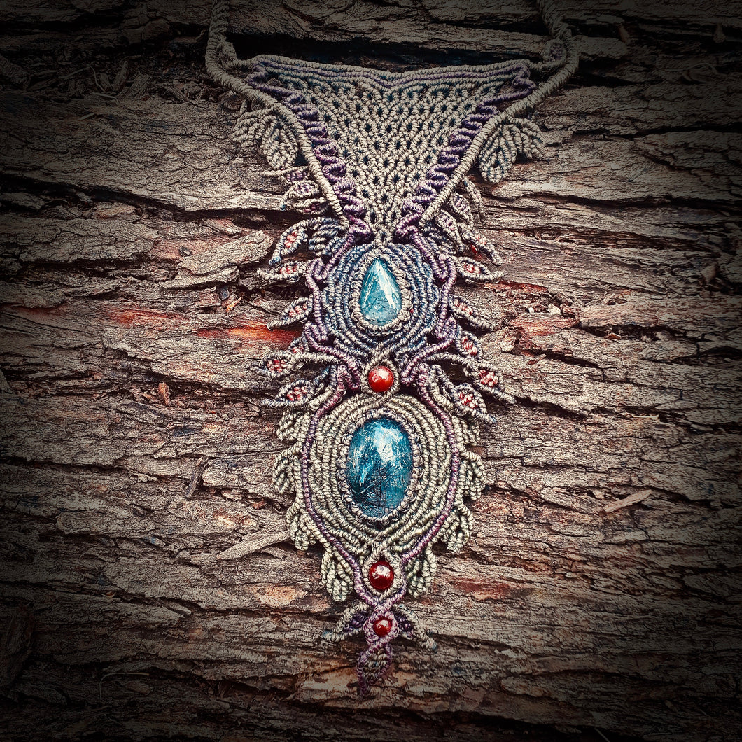 Tourmalinated quartz necklace (unique design)