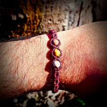 Load image into Gallery viewer, Mookaite jasper beads bracelet
