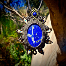 Load image into Gallery viewer, Lapis lazuli pendant
