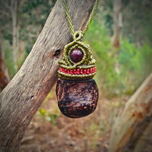Load image into Gallery viewer, Garnet necklace
