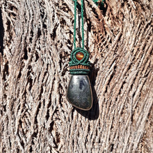 Load image into Gallery viewer, Pyrite necklace
