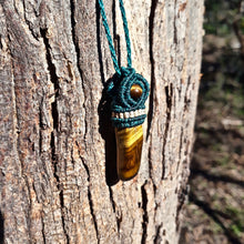 Load image into Gallery viewer, Tiger&#39;s eye necklace
