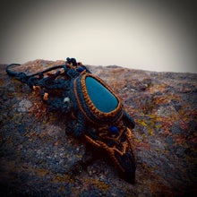 Load image into Gallery viewer, Manto Huichol obsidian necklace (unique design)
